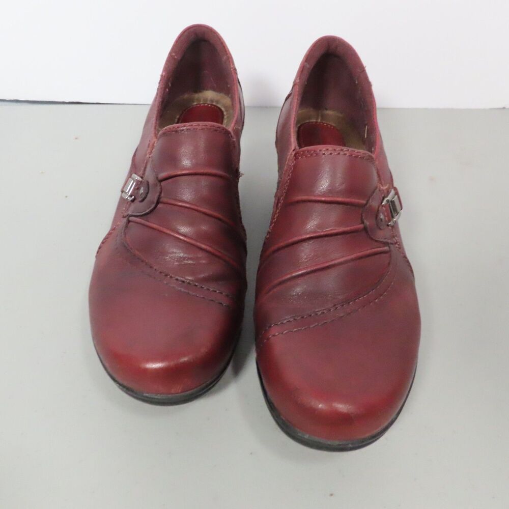 Earth Origins Red Leather Ruched Buckle Slip On Heels Pumps Womens 8M - Picture 4 of 8